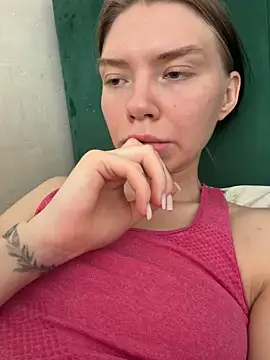 Snapshot of Lisaaa_Alisa chatting on June 6, 10:09 am Lisaaa Alisa online show from June 6, 10:09 am