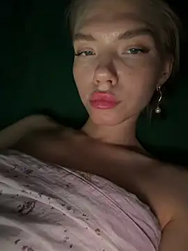 Lisaaa Alisa online show from June 24, 9:12 pm