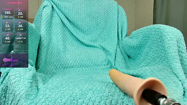 oliviiaa online show from May 7, 11:19 pm