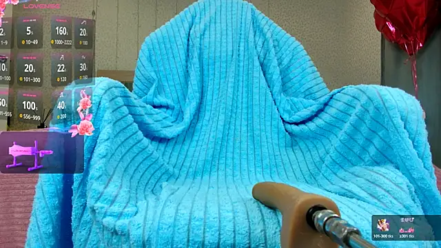 oliviiaa online show from April 8, 12:12 am