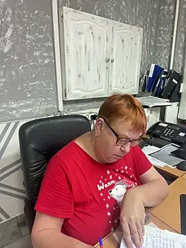 Snapshot of Klio5678 chatting on June 16, 8:31 pm Klio5678 online show from June 16, 8:31 pm