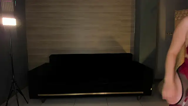 DominiqueVega online show from December 13, 10:38 pm