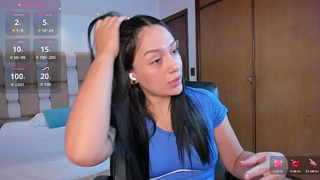 carina rossi online show from December 1, 1:01 pm