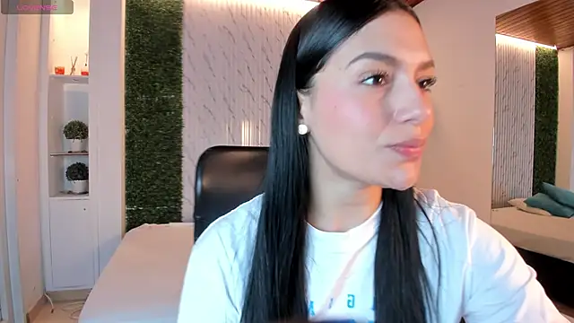 carina rossi online show from November 15, 12:20 pm