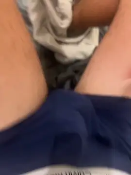 h0rnyguy001 online show from February 15, 11:09 am