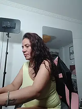 Marie Mature online show from November 23, 2:10 am