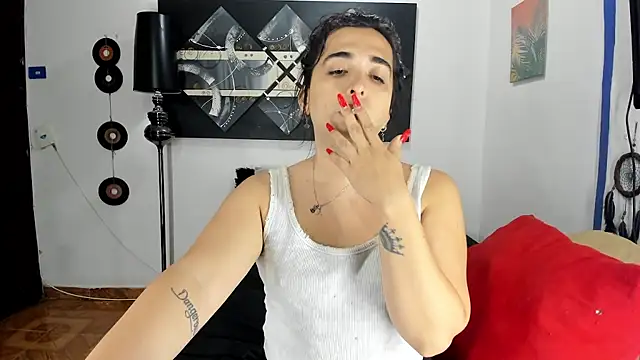 Snapshot of SARAMISHA chatting on September 30, 11:11 pm SARAMISHA online show from September 30, 11:11 pm