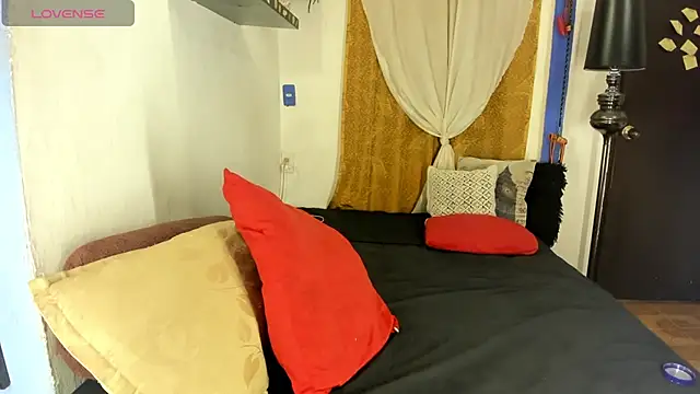 SARAMISHA online show from November 5, 2:31 pm