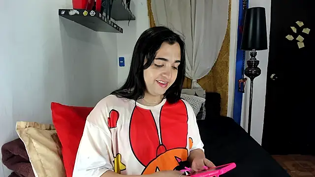 Snapshot of SARAMISHA chatting on October 9, 5:57 pm SARAMISHA online show from October 9, 5:57 pm