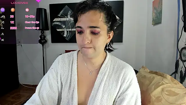 Snapshot of SARAMISHA chatting on March 20, 10:29 pm SARAMISHA online show from March 20, 10:29 pm