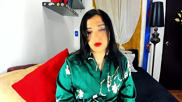 Snapshot of SARAMISHA chatting on October 10, 6:03 am SARAMISHA online show from October 10, 6:03 am