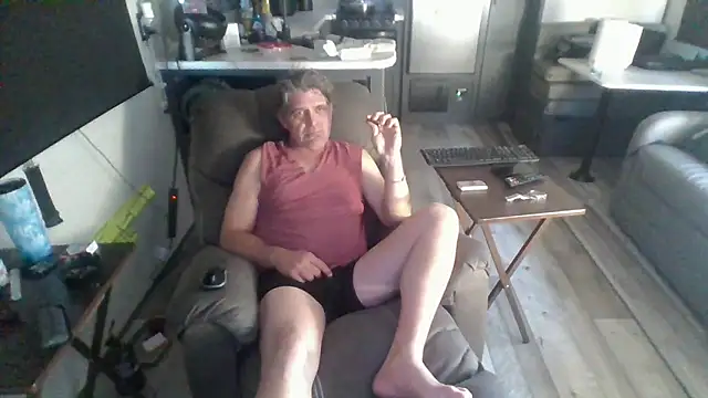 lateniter online show from March 1, 11:16 pm