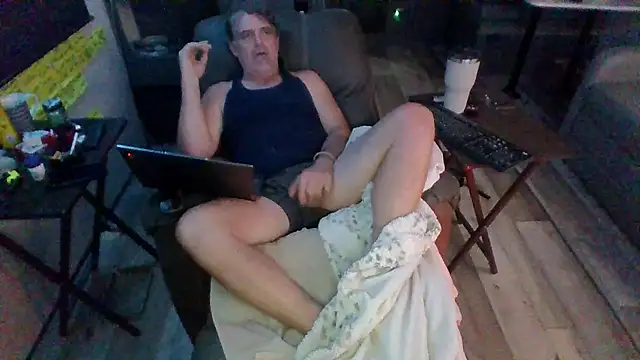 lateniter online show from October 30, 12:03 pm