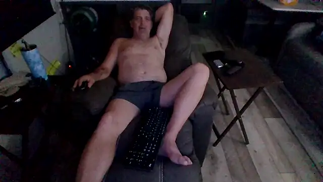 lateniter online show from March 27, 3:04 am