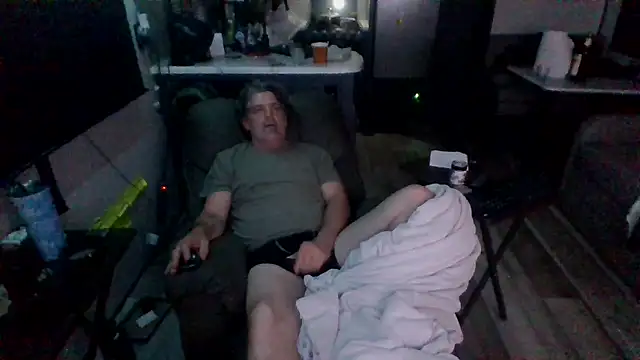 lateniter online show from March 3, 6:20 am