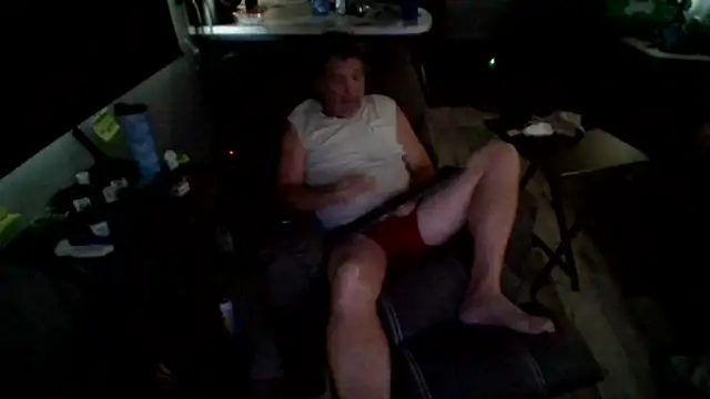 lateniter online show from April 8, 10:33 pm