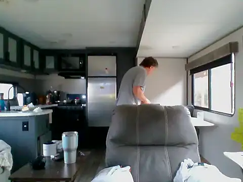 lateniter online show from January 10, 2:12 pm