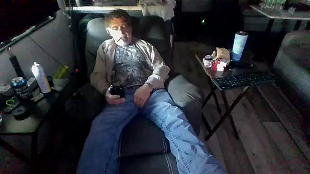 lateniter online show from March 13, 10:26 pm