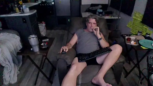 lateniter online show from February 19, 2:30 am