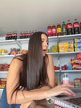 LittleDoll    online show from February 28, 1:00 pm