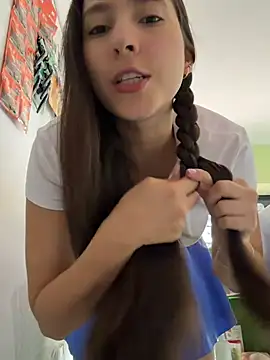Snapshot of LittleDoll___ chatting on July 25, 1:39 pm LittleDoll online show from July 25, 1:39 pm