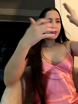 LittleDoll    online show from November 5, 11:30 pm