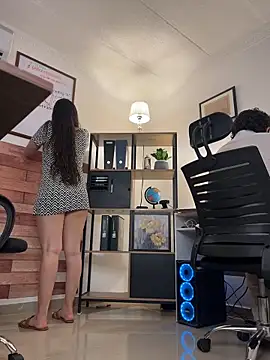 LittleDoll    online show from September 24, 10:27 pm