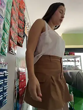 LittleDoll    online show from March 5, 12:57 pm