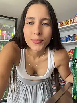 LittleDoll    online show from April 28, 5:39 pm