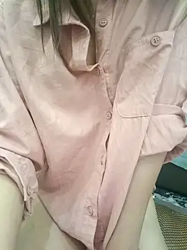 nina9384 online show from May 2, 3:12 am
