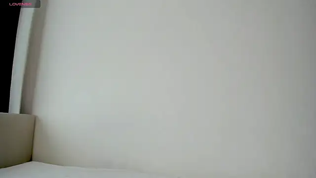 mercedescutee online show from April 16, 11:22 am