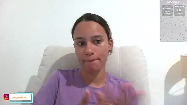 Snapshot of SamanthaWatson chatting on June 22, 11:46 pm SamanthaWatson online show from June 22, 11:46 pm