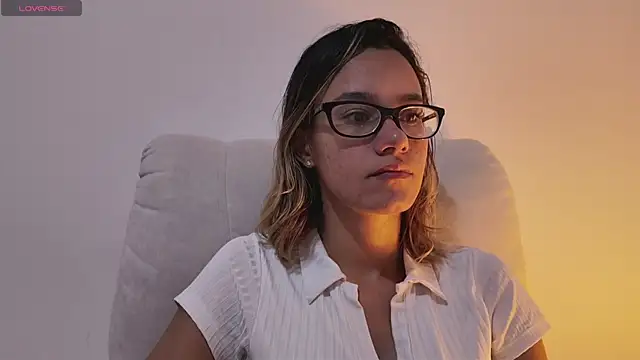 SamanthaWatson online show from May 12, 12:51 am