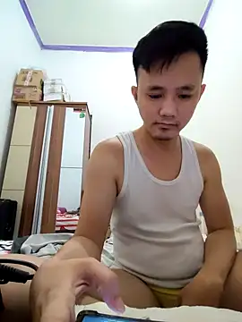 Snapshot of andi888999 chatting on October 27, 2:07 pm andi888999 online show from October 27, 2:07 pm