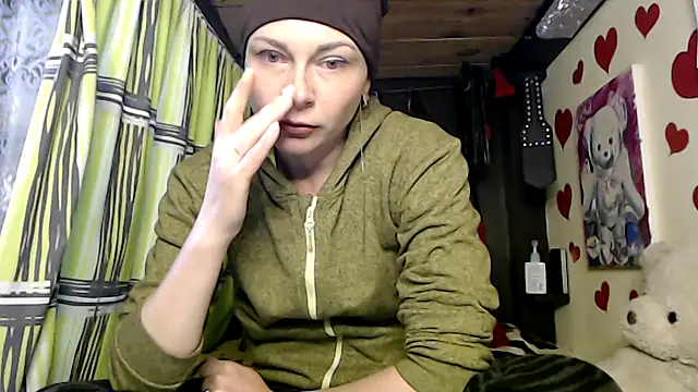 HarleyQuinn 69 online show from March 18, 7:33 pm