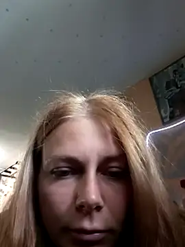Snapshot of HarleyQuinn_69 chatting on July 8, 10:27 am HarleyQuinn 69 online show from July 8, 10:27 am