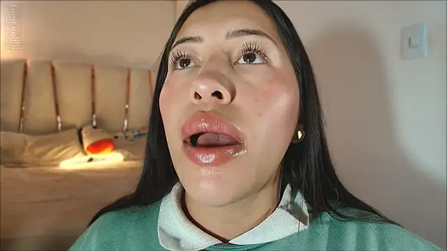 Snapshot of nerak_1a_ chatting on January 30, 12:18 am nerak 1a online show from January 30, 12:18 am