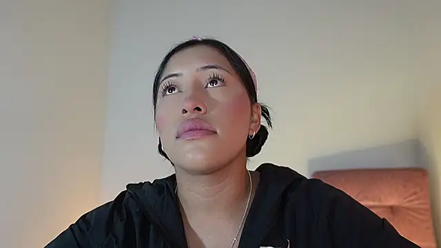 Snapshot of nerak_1a_ chatting on September 10, 5:34 pm nerak 1a online show from September 10, 5:34 pm