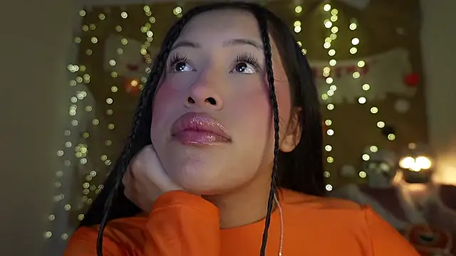 Snapshot of nerak_1a_ chatting on October 31, 5:31 pm nerak 1a online show from October 31, 5:31 pm