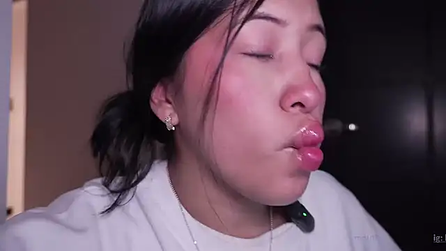 nerak 1a  online show from March 18, 7:04 pm