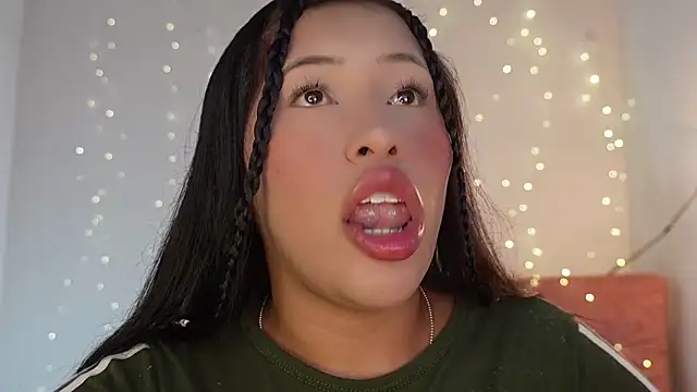 Snapshot of nerak_1a_ chatting on November 14, 5:16 pm nerak 1a online show from November 14, 5:16 pm