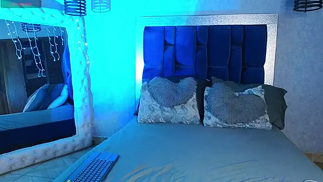 ashley brend online show from September 13, 9:26 pm