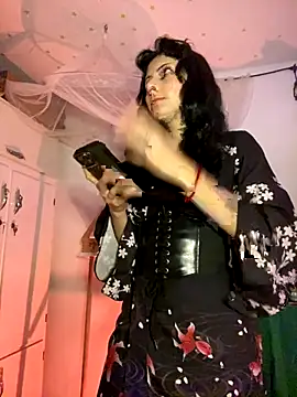 Snapshot of LiliJones_ chatting on October 27, 1:56 pm LiliJones online show from October 27, 1:56 pm