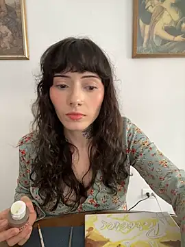 Snapshot of LiliJones_ chatting on November 28, 1:55 pm LiliJones online show from November 28, 1:55 pm