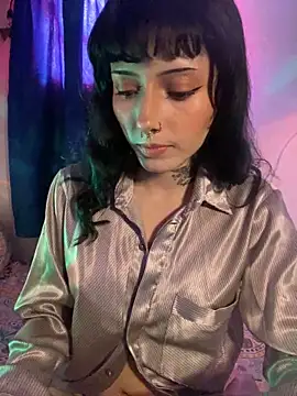 LiliJones  online show from October 15, 1:19 pm