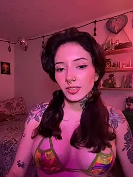 LiliJones  online show from February 27, 6:08 pm