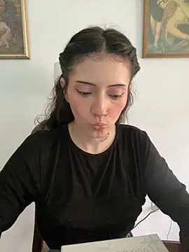 Snapshot of LiliJones_ chatting on November 27, 4:07 pm LiliJones online show from November 27, 4:07 pm