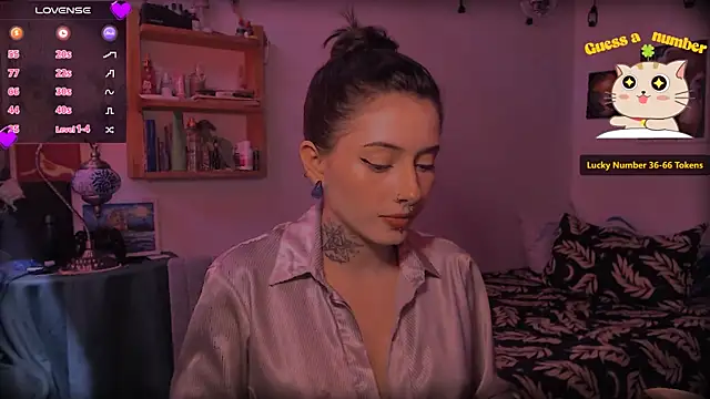 LiliJones  online show from March 11, 4:56 pm