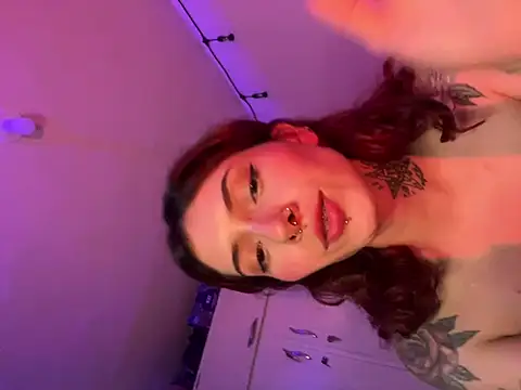 LiliJones  online show from March 22, 4:37 pm
