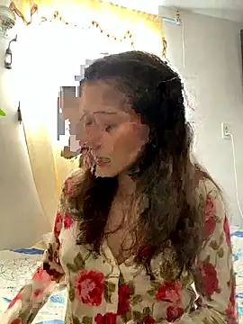 LiliJones  online show from January 16, 6:01 pm